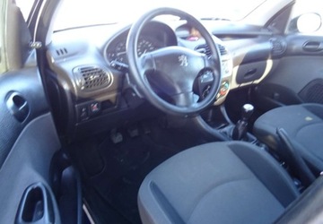 Peugeot 206 Hatchback 1.4 i 75KM 2008 Peugeot 206 1.4ben,klima,el.szyby,oplanony 1.4 Benzyna 75KM, zdjęcie 3