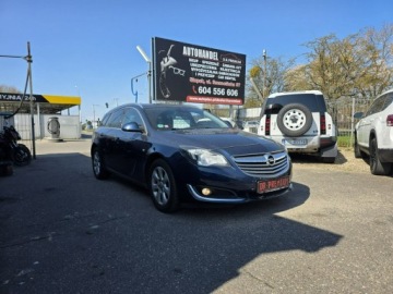 Opel Insignia I Sports Tourer Facelifting 2.0 CDTI ECOFLEX 140KM 2014 Opel Insignia 2.0 CDTI 140 KM, Lift, Xenon, LED,