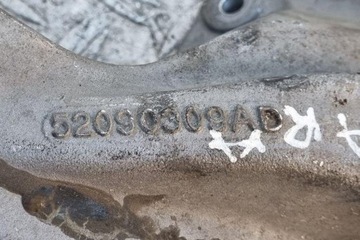 PŘEDNÍ ULOŽENÍ MOTORU JEEP COMMANDER (XK, XH) 52090309AD 3.0L DIESEL