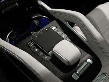 Mercedes GLE V167 SUV Facelifting 2.0 300d 269KM 2026 GLE Coupe 300 d 4-Matic AMG Line 2.0 (269KM) 2026, zdjęcie 13