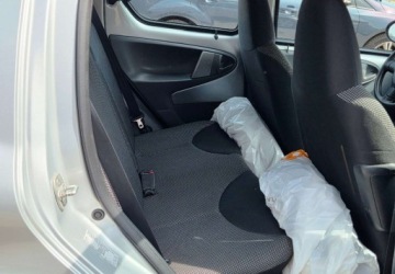 Toyota Aygo I Hatchback 3d 1.0 VVT-i 68KM 2011 Toyota Aygo 1,0 Ben Klima Benzyna 68KM, zdjęcie 19