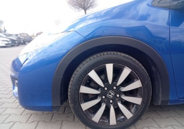 Honda Civic IX Hatchback 5d 1.6 i-DTEC 120KM 2015 Honda Civic Zarejestrowany - bezwypadkowy - 1,6 - 120 KM 1.6 Diesel 120KM, zdjęcie 5