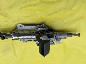 PEUGEOT 208 II SLOUPEC VOLANT