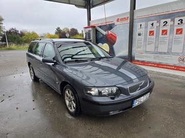 Volvo V70 II 2.4 140KM 2004 Volvo V70 2.4 benzyna 140 KM Skóra Klimatronic Nowy rozrząd, zdjęcie 1