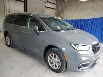 Chrysler Pacifica II 2023 Chrysler Pacifica 2023, Touring L, 3.6L, od ubezpieczalni 3.6 Benzyna 287KM, zdjęcie 2