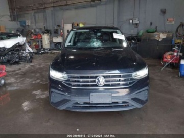 Volkswagen Tiguan II 2022 Volkswagen Tiguan 2022 Volkswagen Tiguan 2.0T SE 4MOTION 2.0 Benzyna 184KM, zdjęcie 1