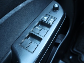 Suzuki Swift V 2010 Suzuki Swift 1.2, 4X4, Klima, Parktronic,ALU, zdjęcie 12