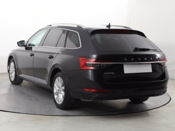 Skoda Superb III Kombi Facelifting 2.0 TDI SCR 200KM 2022 Skoda Superb 2.0 TDI, Salon Polska, Serwis ASO, zdjęcie 3