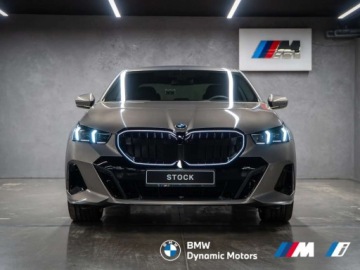 BMW Seria 5 G90-91 2025 BMW Seria 5 40d xDrive 303 KM mHEV - Kamera 360 - Pakiet M Pro - Gotowy do, zdjęcie 3