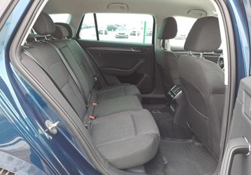 Skoda Superb III Scout 2.0 TDI 190KM 2019 Skoda Superb Style 2.0 TDI 190 KM DSG Navi El. klapa Podg. fot i szyba, zdjęcie 10