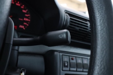 Audi A4 B5 Sedan 1.6 i 101KM 1997 Audi A4 1.6, Klima, Klimatronic,ALU, zdjęcie 17