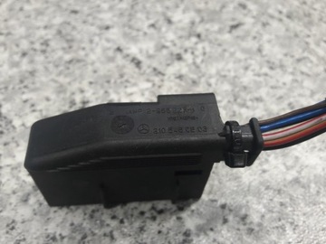2105450803 KONEKTOR ZÁSTRČKA PŘÍVODŮ MERCEDES W203