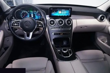 Mercedes Klasa C W205 Kombi Facelifting HYBRYDA 2.0 300 e 320KM 2020 Mercedes-Benz Klasa C 300 e T 9G-TRONIC Avantgarde 320KM 2020r, zdjęcie 11
