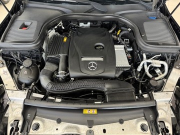 Mercedes GLC C253 SUV 2.0 250 211KM 2019 Mercedes-Benz GLC 250 Coupe AMG Line 4-Matic / 1 w, zdjęcie 18