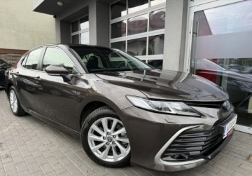 Toyota Camry IX Sedan 2.5 Hybrid Dynamic Force 218KM 2022 Toyota Camry salon Polska, FV-VAT 23, serwis ASO, Gwarancja 2.5 Hybryda, zdjęcie 20