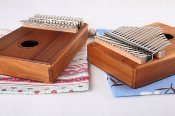 ПОРТАТИВНОЕ ПИАНО ДЕРЕВЯННОЕ КАЛИМБА 17 КНОПОК PL АФРИКАНСКИЙ ИНСТРУМЕНТ