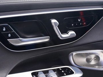 Mercedes GLC C254/X254 2025 GLC Coupe 300 e 4-Matic AMG Line 2.0 (360KM) 2025, zdjęcie 13