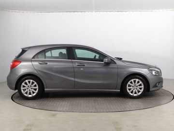Mercedes Klasa A W176 Hatchback 5d Facelifting 180 122KM 2015 Mercedes A A 180, Skóra, Navi, Klima, Parktronic, zdjęcie 5