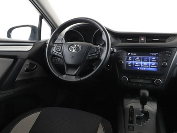 Toyota Avensis III Wagon Facelifting 2015 1.8 Valvematic 147KM 2017 Toyota Avensis automat navi klima auto kamera i, zdjęcie 15