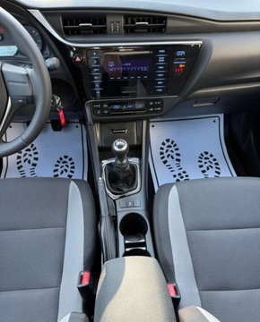 Toyota Auris II Touring Sports Facelifting 1.33 Dual VVT-i 99KM 2017 Toyota Auris salon Polska, serwis ASO Toyota, rok Gwarancja 1.3 Benzyna, zdjęcie 4