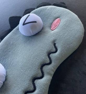 ГЛАЗА РЕЛАКСАЦИЯ МАСКА ДЛЯ СПЯ МОНСТРЫ СУЩЕСТВО ЧЕРВЬ ДРАКОН СТАРИК