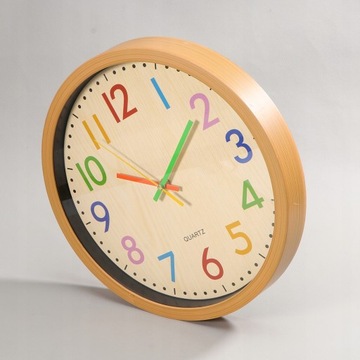 12-calowy cichy kolorowy zegar ścienny dla dzieci