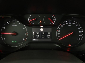 Opel Corsa F Hatchback 5d 1.2 75KM 2022 Opel Corsa Navi Czujniki parkowania Klimatyzacja, zdjęcie 21