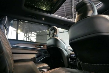 Jeep Grand Cherokee IV 2021 Jeep Grand Cherokee Summit Long Panorama Radar HeadUp NightVision Wentylac, zdjęcie 28