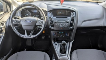 Ford Focus III Kombi Facelifting 1.0 EcoBoost 100KM 2017 Ford Focus 1.0i 101PS OPŁACONY Bezwypadkowy, zdjęcie 18