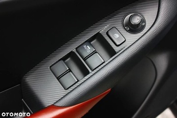 Mazda CX-3 Crossover 2.0 SKY-G i-ELOOP 150KM 2016 Mazda CX-3 Mazda CX-3 SKYACTIV-G 150 i-ELOOP AWD Drive Exclusive-Line 2.0, zdjęcie 31