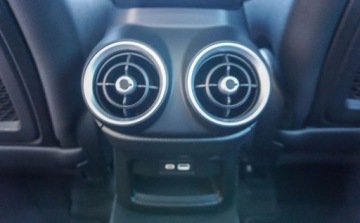 Alfa Romeo Stelvio SUV Facelifting 2023 2.0 GME Turbo 280KM 2024 Alfa Romeo Stelvio Alfa Romeo Stelvio Veloce Q4 2.0 280KM 2.0 Benzyna 280KM, zdjęcie 25
