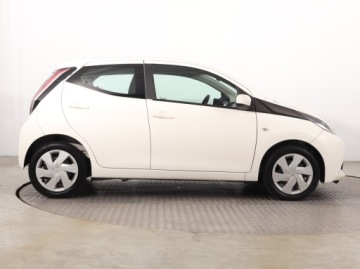 Toyota Aygo II Hatchback 5d 1.0 VVT-i 69KM 2016 Toyota Aygo 1.0 VVT-i, Salon Polska, Klima, zdjęcie 5