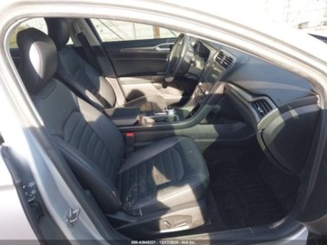 Ford Fusion 2018 Ford Fusion SE, od ubezpieczalni 1.5 Benzyna 181KM, zdjęcie 9