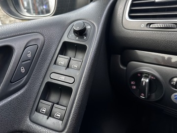 Volkswagen Golf VI Hatchback 5d 1.4 TSI 122KM 2009 VW GOLF VI 1.4 TSI 122 KM Nowy Rozrząd / klimatyzacja / Parktronic, zdjęcie 28