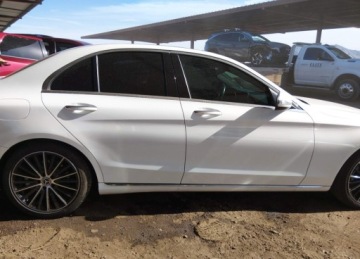 Mercedes Klasa C W205 Kabriolet Facelifting 2.0 300 258KM 2019 Mercedes-Benz Klasa C MERCEDES-BENZ C 300 2.0 Benzyna 259KM, zdjęcie 1