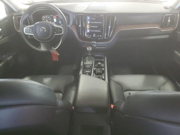Volvo XC60 II 2021 Volvo XC 60 T5 Momentum 2021 2.0l 2.0 Benzyna 250KM, zdjęcie 8