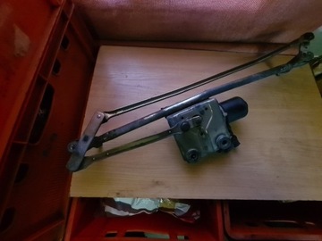 SAAB 95 00r MECHANIZM WYCIERACZEK PRZÓD EUROPA