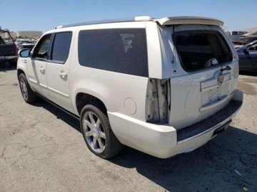 Cadillac Escalade III 2014 Cadillac Escalade 2014, silnik 6.2, 44, od ube..., zdjęcie 2