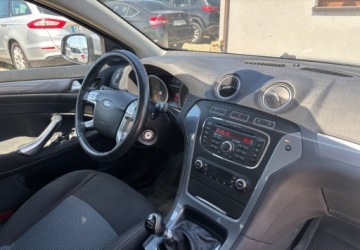 Ford Mondeo IV Kombi 1.6 EcoBoost 160KM 2014 Ford Mondeo Samochod z gwarancja 1.6 Benzyna 160KM, zdjęcie 16