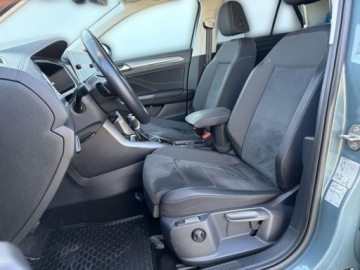 Volkswagen T-Roc I SUV Facelifting 1.5 TSI ACT 150KM 2022 Volkswagen T-Roc TSI 150KM Style Nawigacja Keyless Pakiet Zimowy LED P, zdjęcie 10