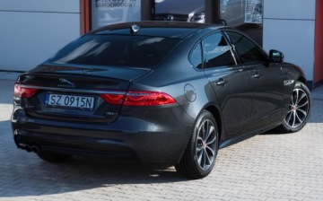 Jaguar XF II Sedan 2.0 i4D 180KM 2018 Jaguar XF R-Sport Ogrzew.Kierow. Navi Pro 10,2’" Fotele Elek.+Ogrz. Carplay, zdjęcie 7
