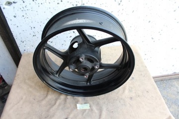 ZX10R ZX 10 ОБОД ЗАДНЕГО КОЛЕСА 04-05R