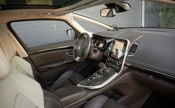 Renault Espace V Van 1.6 Energy TCe 200KM 2016 Renault Espace Renault Espace 1.6 TCE Initiale Paris EDC 7os 1.6 Benzyna, zdjęcie 22