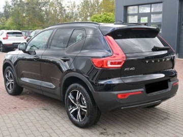 Volvo XC40 Crossover Facelifting 2.0 B3 163KM 2026 VOLVO XC40 B3 Plus Dark Suv 2.0 (163KM) 2026, zdjęcie 2