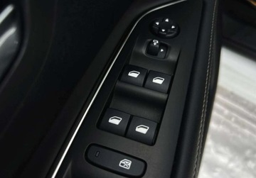 Peugeot 3008 II Crossover 1.6 BlueHDi 120KM 2018 Peugeot 3008 II LED 1.6 HDI 120KM gwarancja AUTOMAT kamera FABRYCZNY LAK, zdjęcie 26