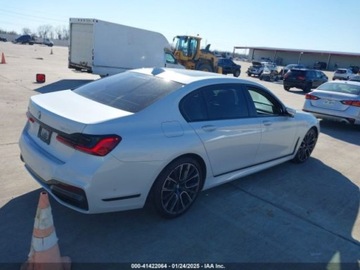 BMW Seria 7 G11-G12 2021 BMW Seria 7 50I XDrive 2021 4.4l 4.4 Benzyna 523KM, zdjęcie 2