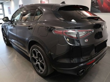 Alfa Romeo Stelvio SUV Facelifting 2023 2.0 GME Turbo 280KM 2025 ALFA ROMEO Stelvio Turbo Veloce Q4 Suv 2.0 (280KM) 2025, zdjęcie 3