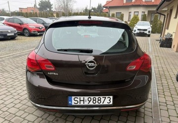Opel Astra J Hatchback 5d Facelifting 1.6 Twinport ECOTEC 115KM 2013 Opel Astra 1,6 116KM Klimatyzacja Krajowy Serwisowany 1.6 Benzyna 115KM, zdjęcie 6