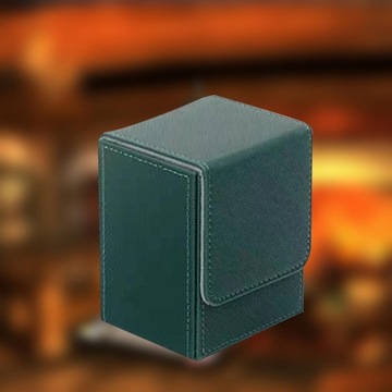Футляр для колоды коллекционных карточек. Коробка для колоды.
