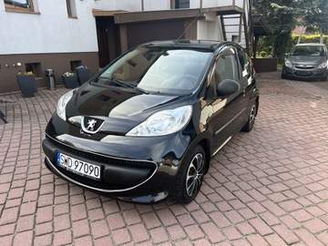 Peugeot 107 Hatchback 5d 1.0 12V 68KM 2007 Peugeot 107 NISKI PRZEBIEG 72tyśkm! 1WŁAŚCICIEL TRENDY 2007r 1.0Vvt 3Drzwi, zdjęcie 1